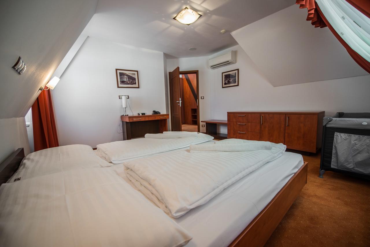Garni Hotel Praha Trencianske Teplice Exterior photo