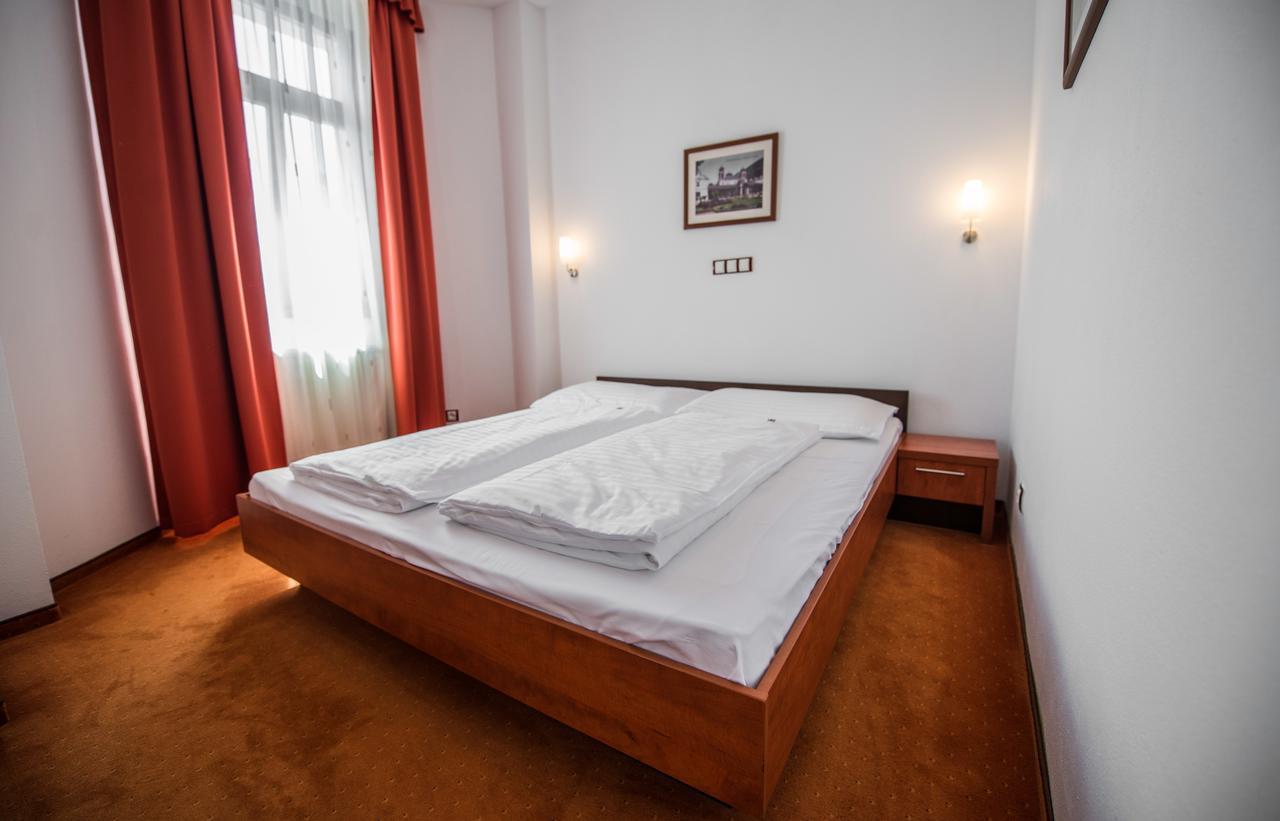 Garni Hotel Praha Trencianske Teplice Exterior photo