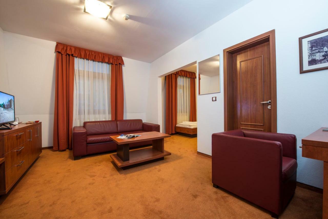 Garni Hotel Praha Trencianske Teplice Exterior photo